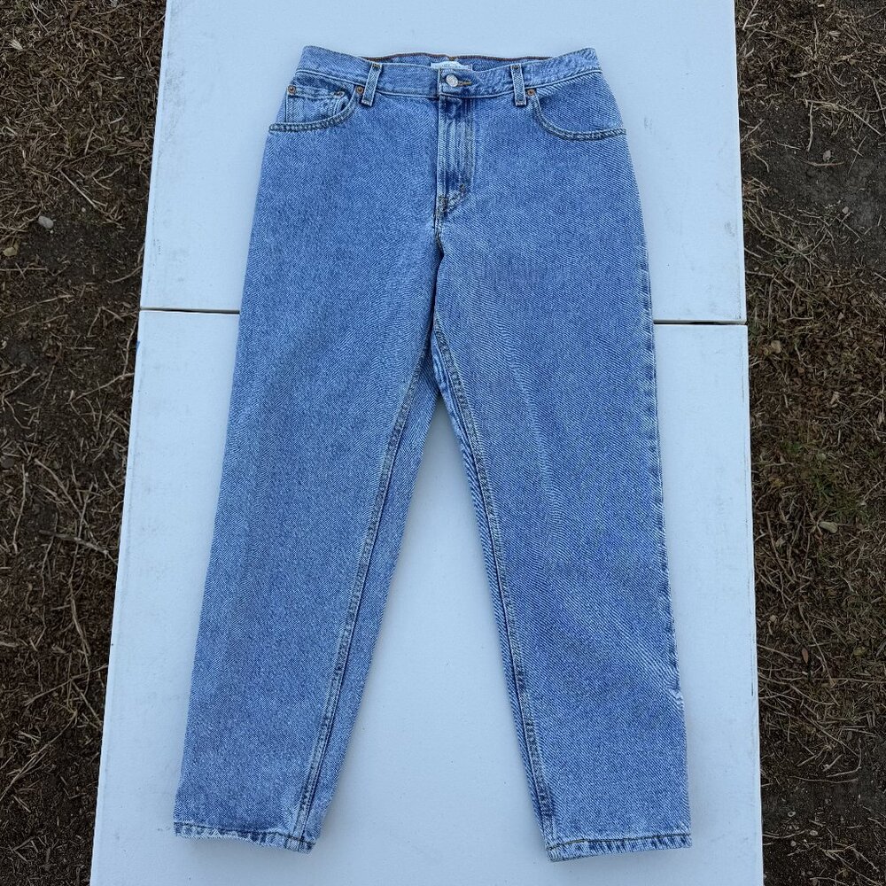 Relaxed Tapered Jeans